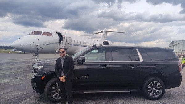 Private airport runway pickup by Jacksonville Black Car Limo Service