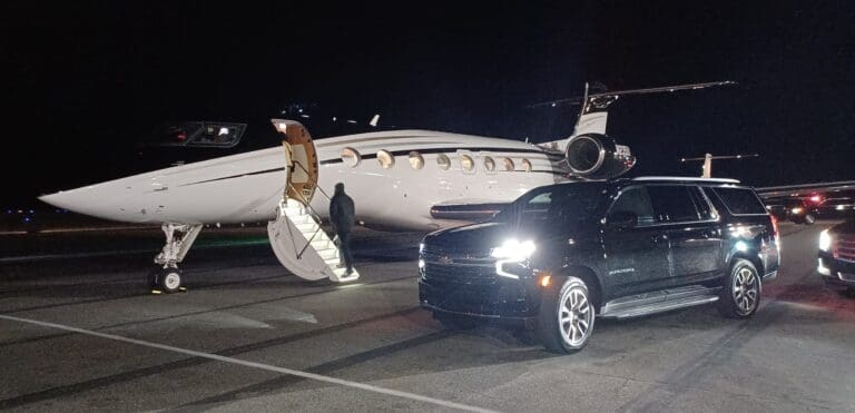 Jacksonville Airport Car Service - night JAX FBO Chauffeur