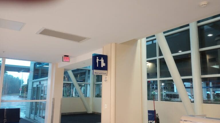 Meet & Greet Black Car Driver at JAX