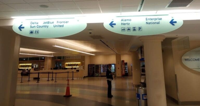 Jax Signs to left to luggage claim 1-4